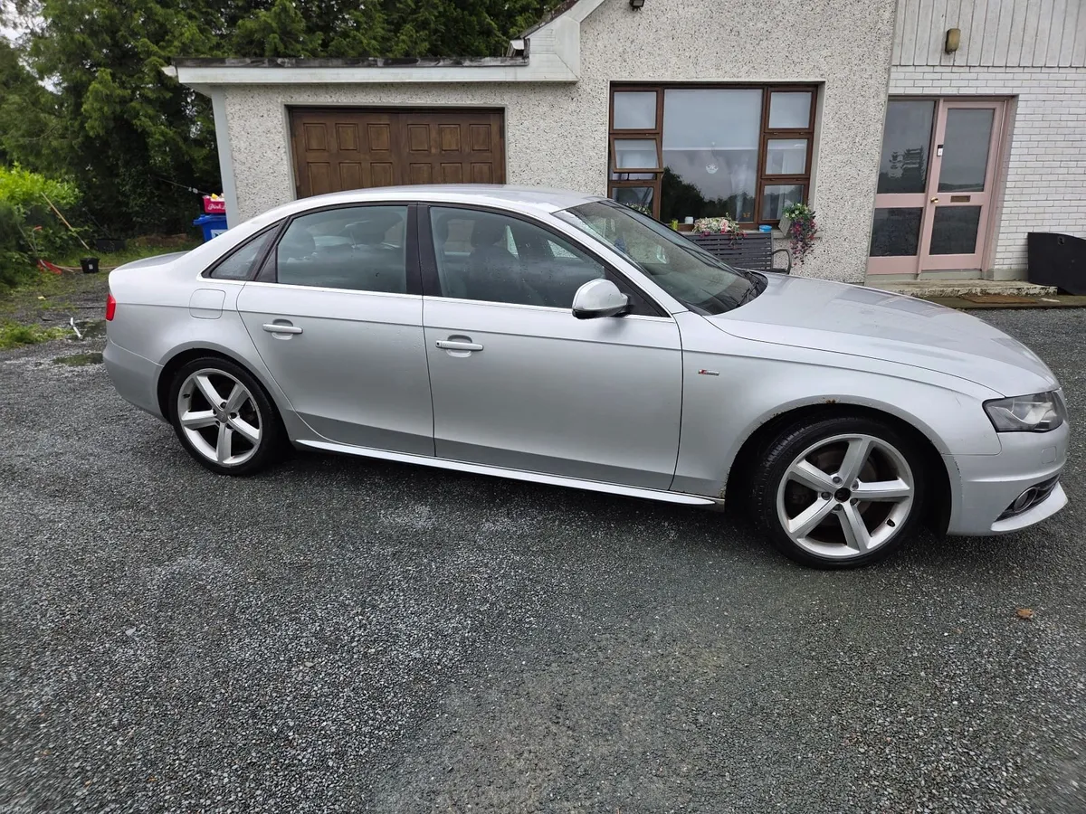 Audi A4 2011 - Image 4