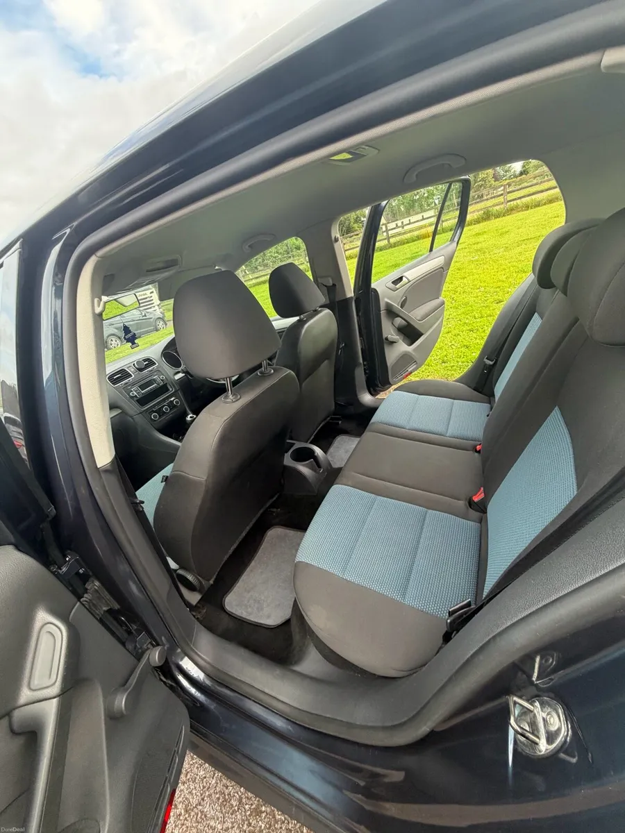 2012 Volkswagen Golf 1.6L Bluemotion - Image 3