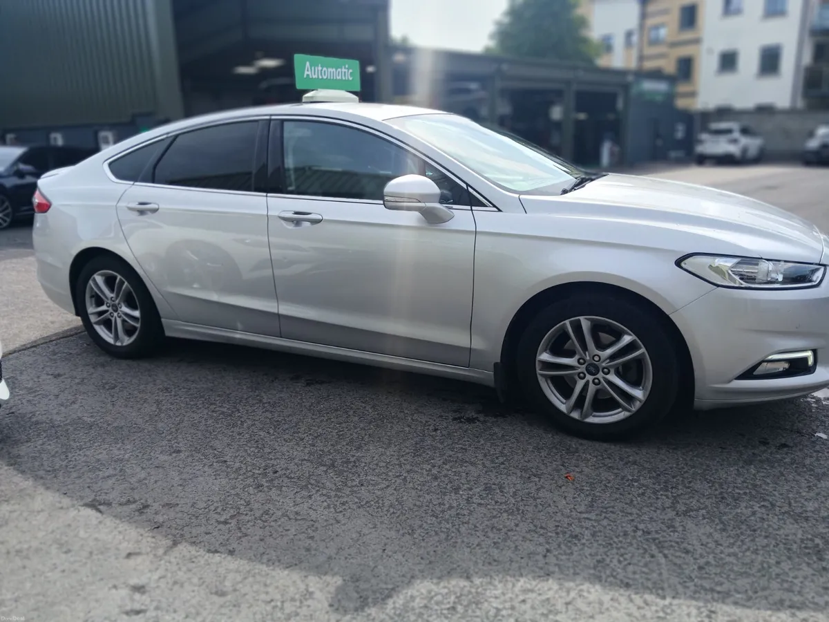 Ford Mondeo 2018 2 litre automatic diesel low kms - Image 4