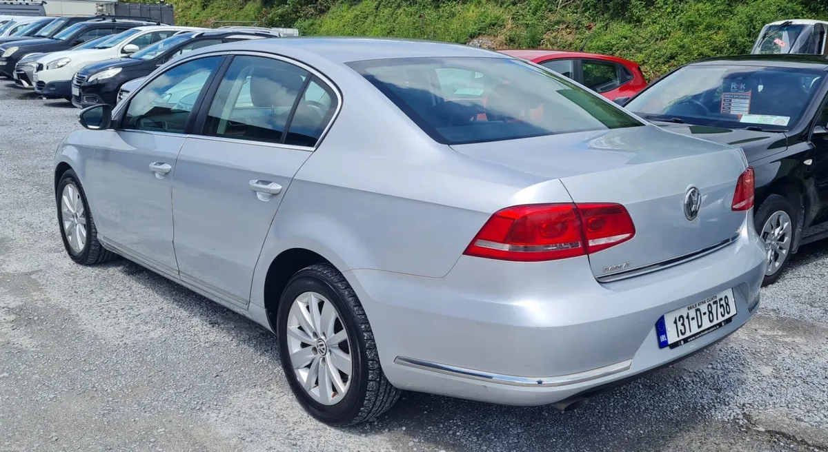 2013 Volkswagen Passat - Image 3