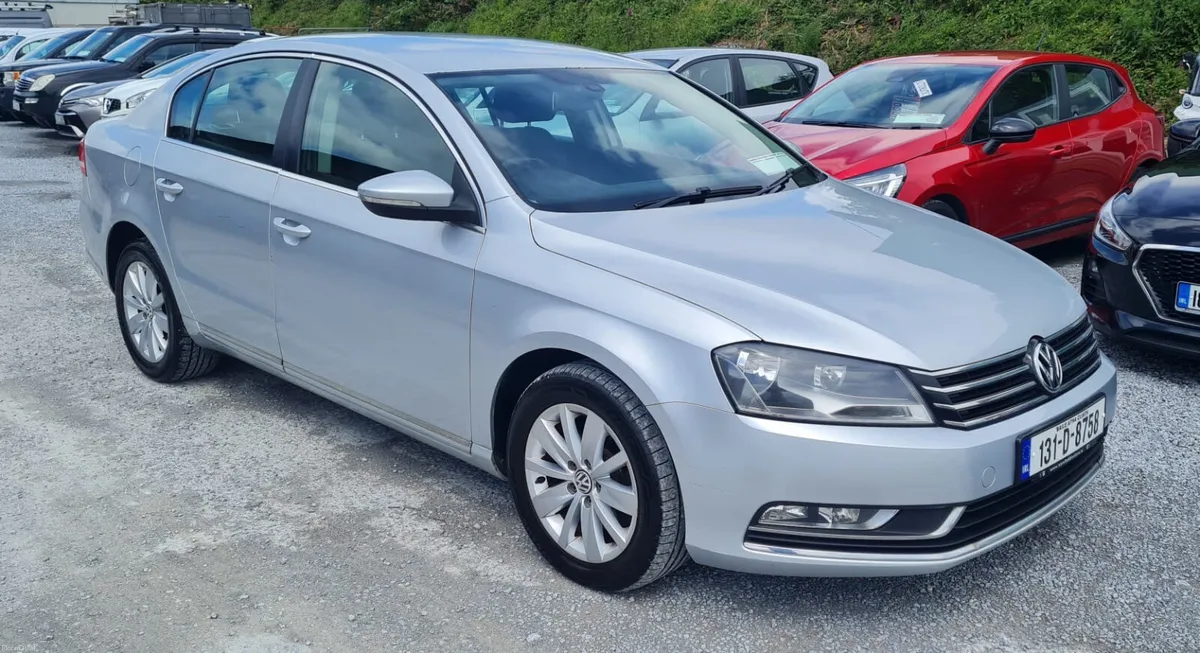2013 Volkswagen Passat - Image 1
