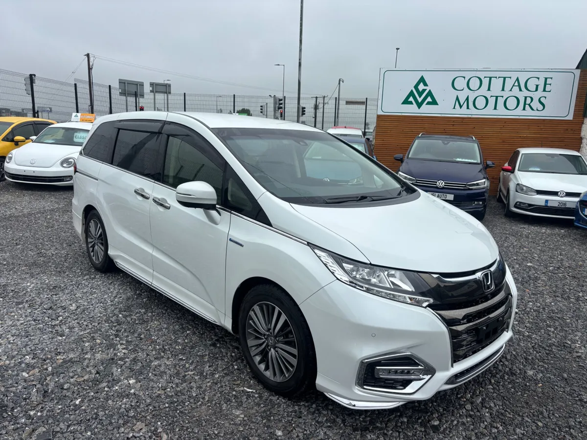 Honda Odyssey 2.0 Auto Petrol Hybrid - Image 4