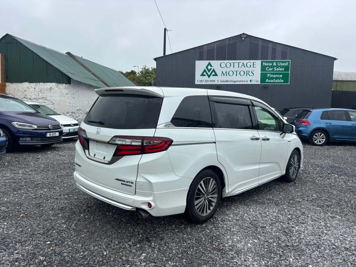 Honda Odyssey 2.0 Auto Petrol Hybrid - Image 5