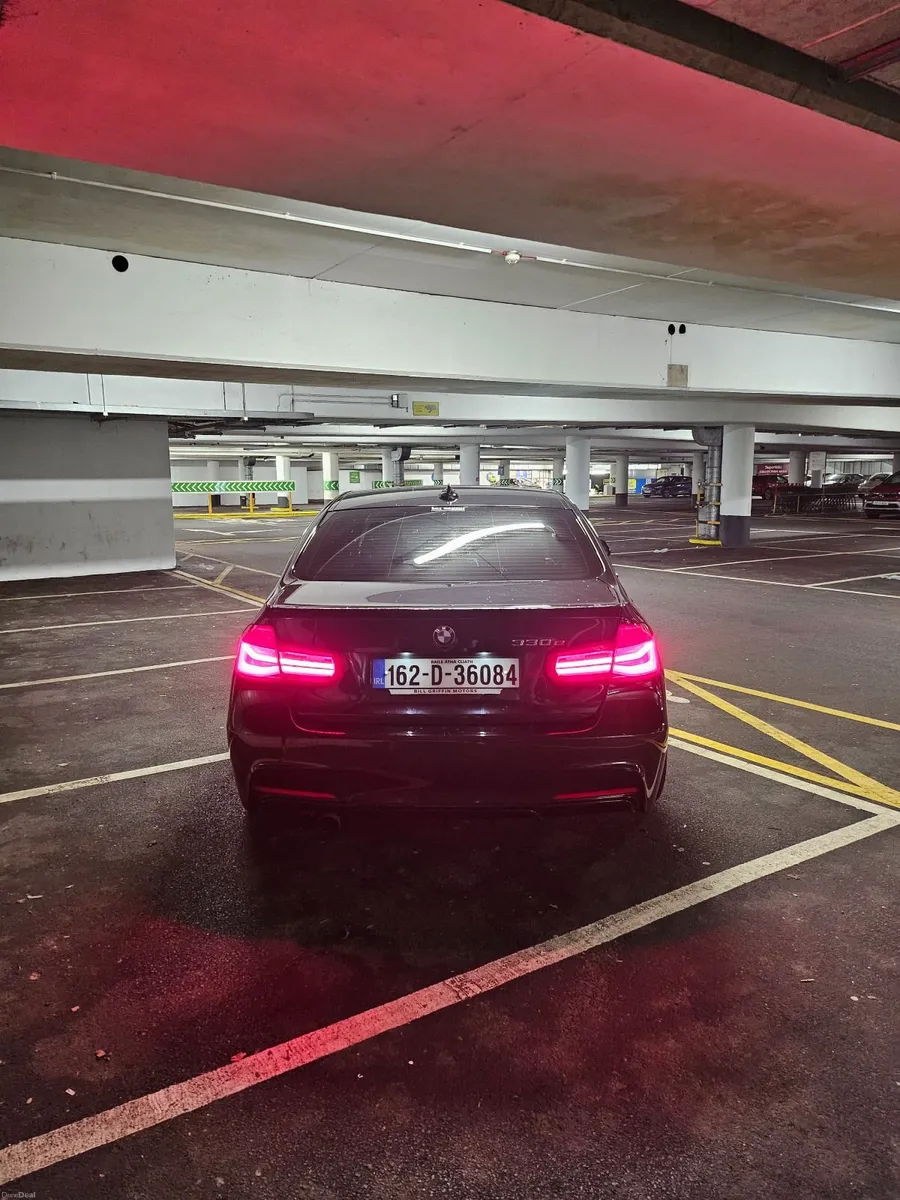 BMW 330e M-Sport - Image 3