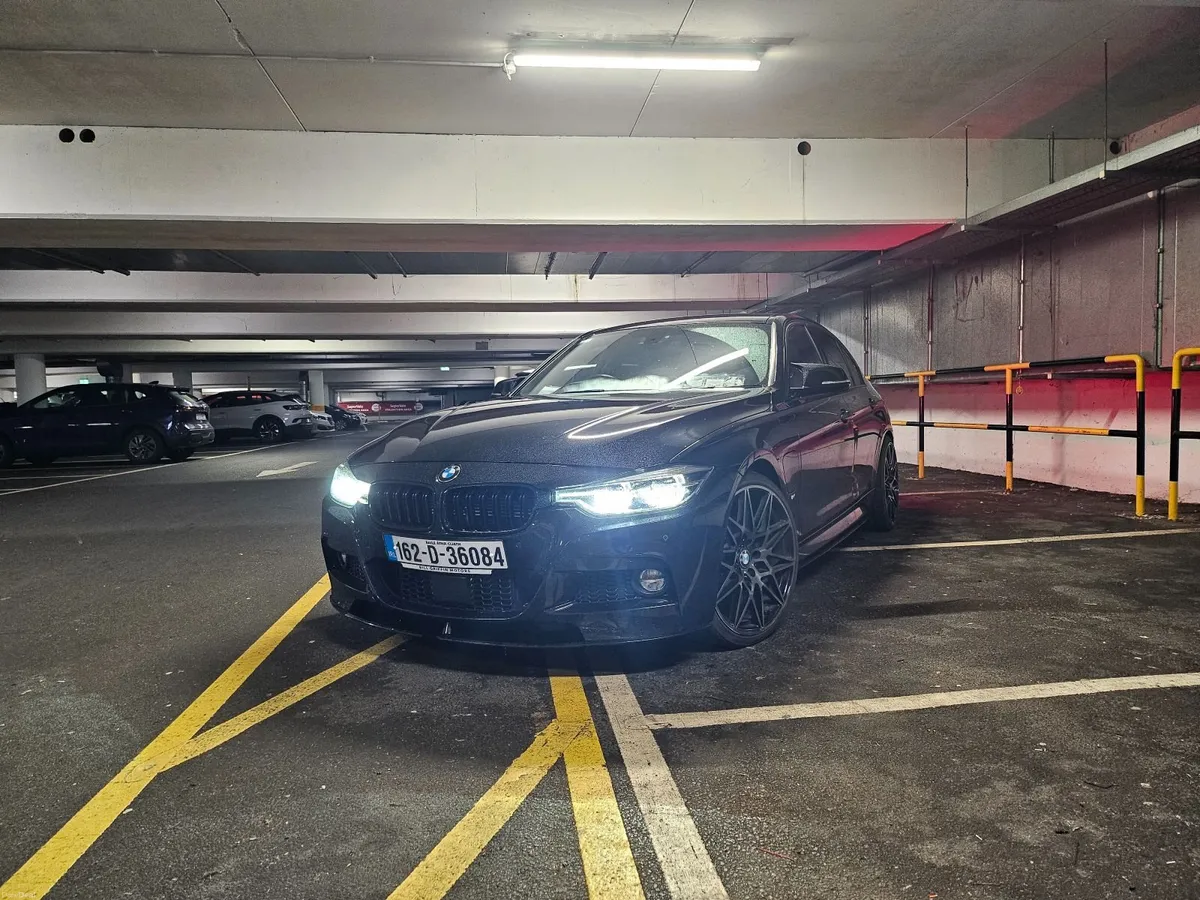 BMW 330e M-Sport - Image 4
