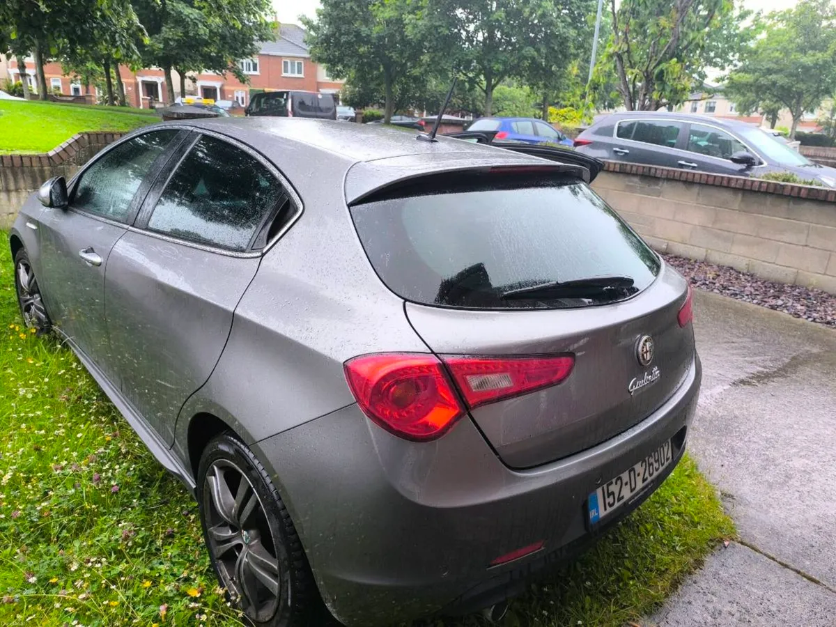 Alfa Romeo giuletta - Image 3