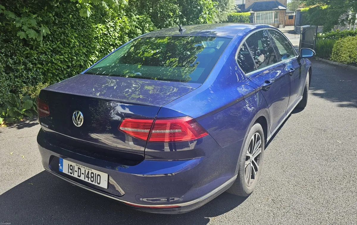 Volkswagen Passat Highline 2.0L TDI 150bhp - Image 4