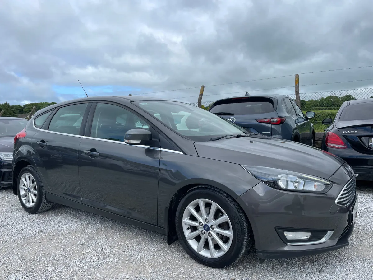 Ford Focus Automatic - Image 5