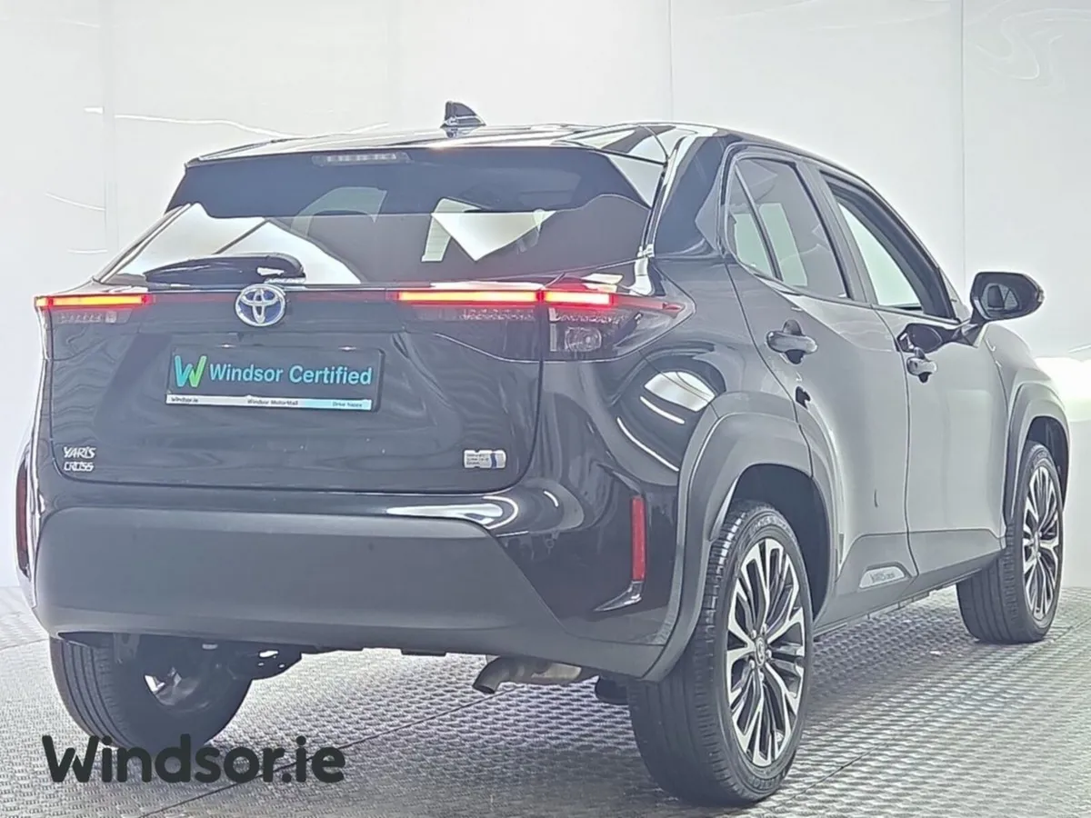 Toyota Yaris Cross Z Hybrid *Top spec* - Image 3