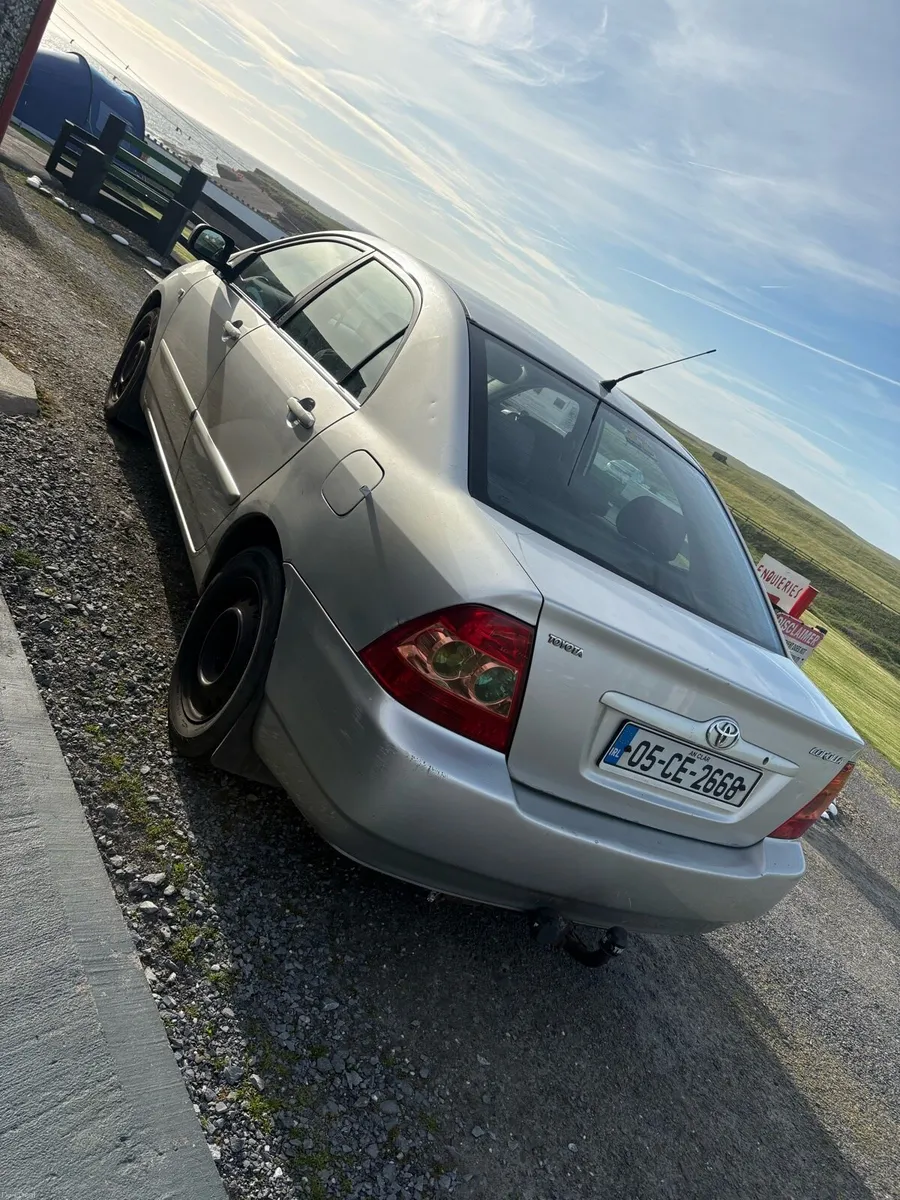 Toyota Corolla - Image 2