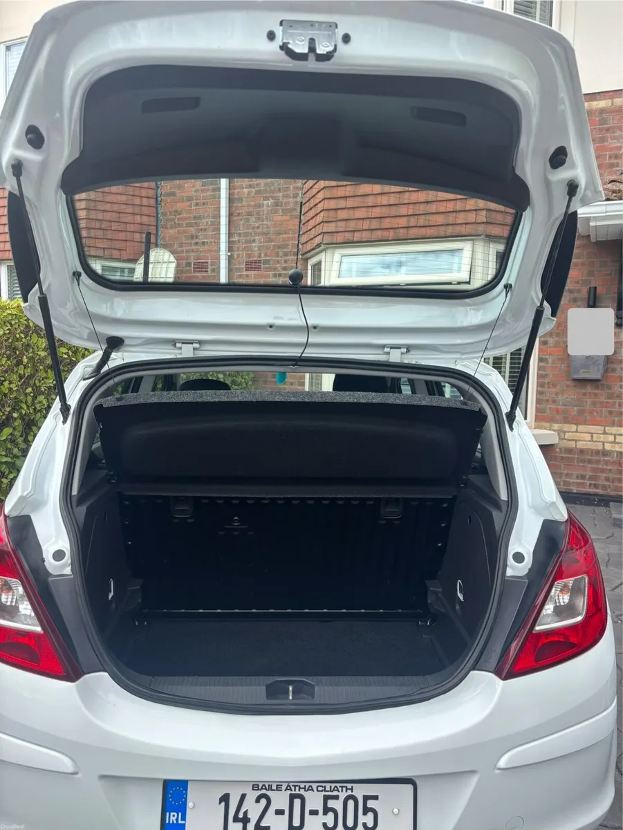 2014 Opel Corsa 1L Petrol Manual *NEW PARTS* - Image 4