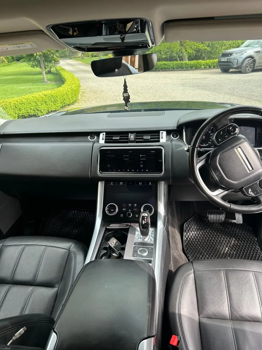 Land Rover Range Rover Sport hse sdv6 a 2018 - Image 2