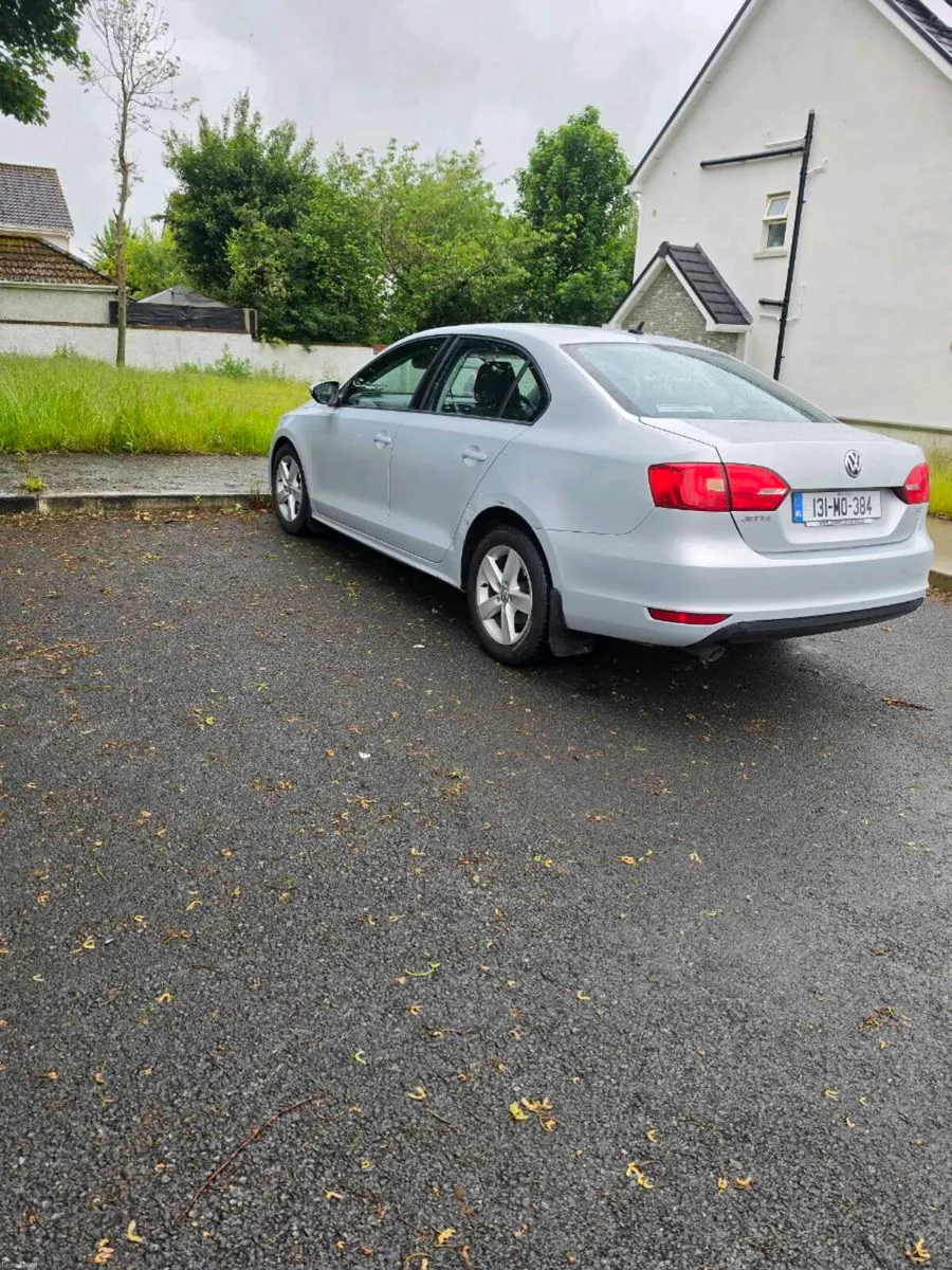 131 Volkswagen Jetta - 1.6 TDI - NCTD 05/272013 - Image 2