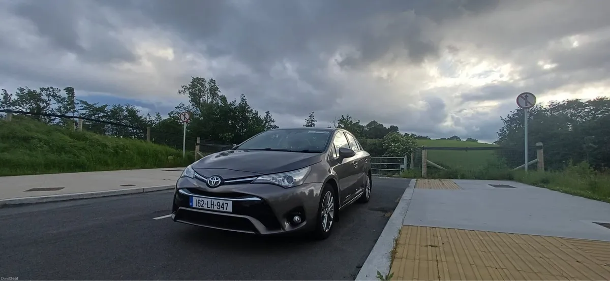 Toyota Avensis - Image 2
