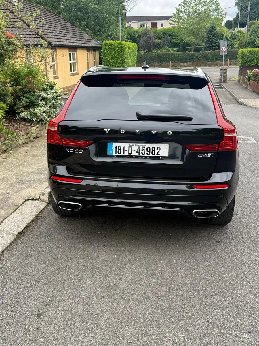 Volvo XC60 - Automatic - R Design- D4 - AWD - Image 2