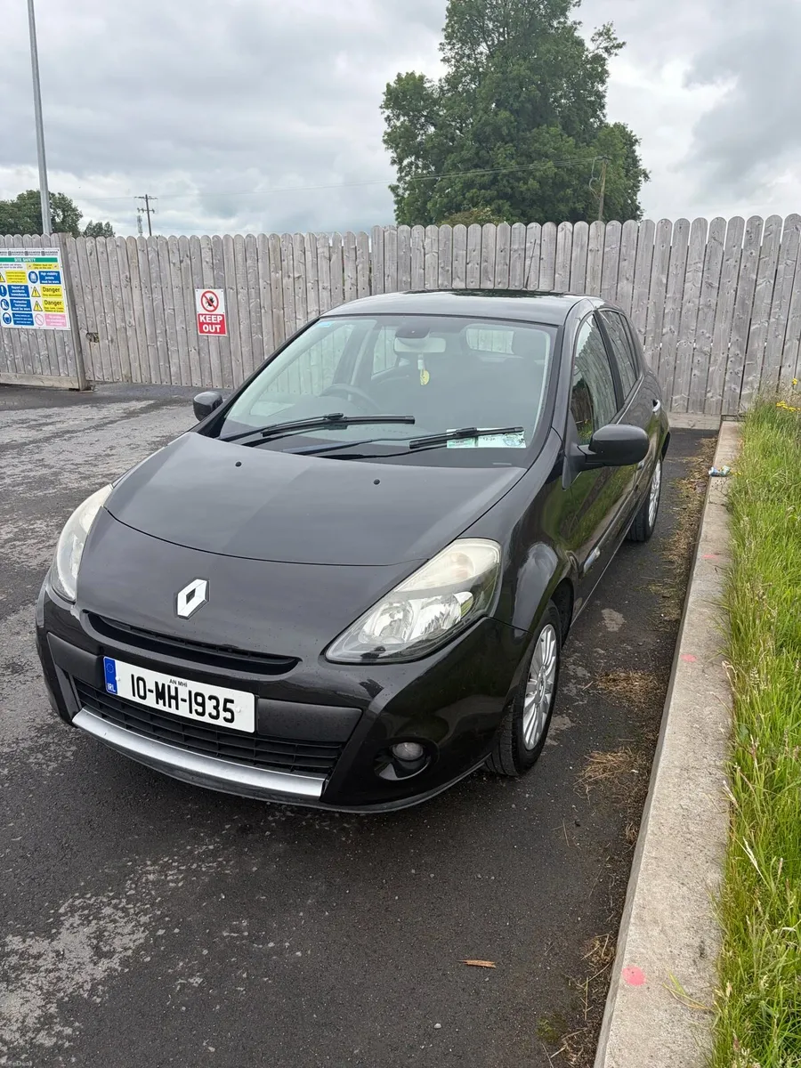 Renault Clio 2010 1.1 Petrol - Image 1