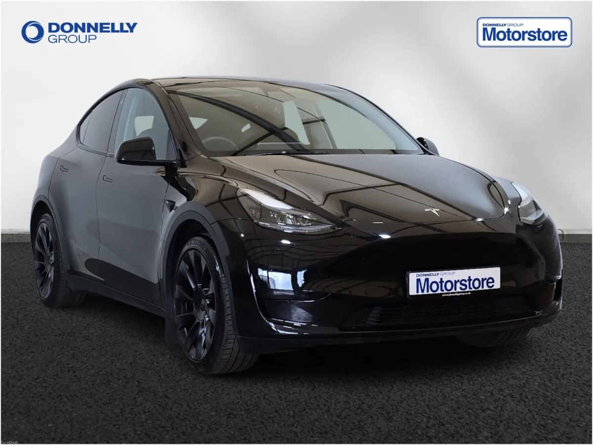 Tesla Model Y Hatchback - Image 1