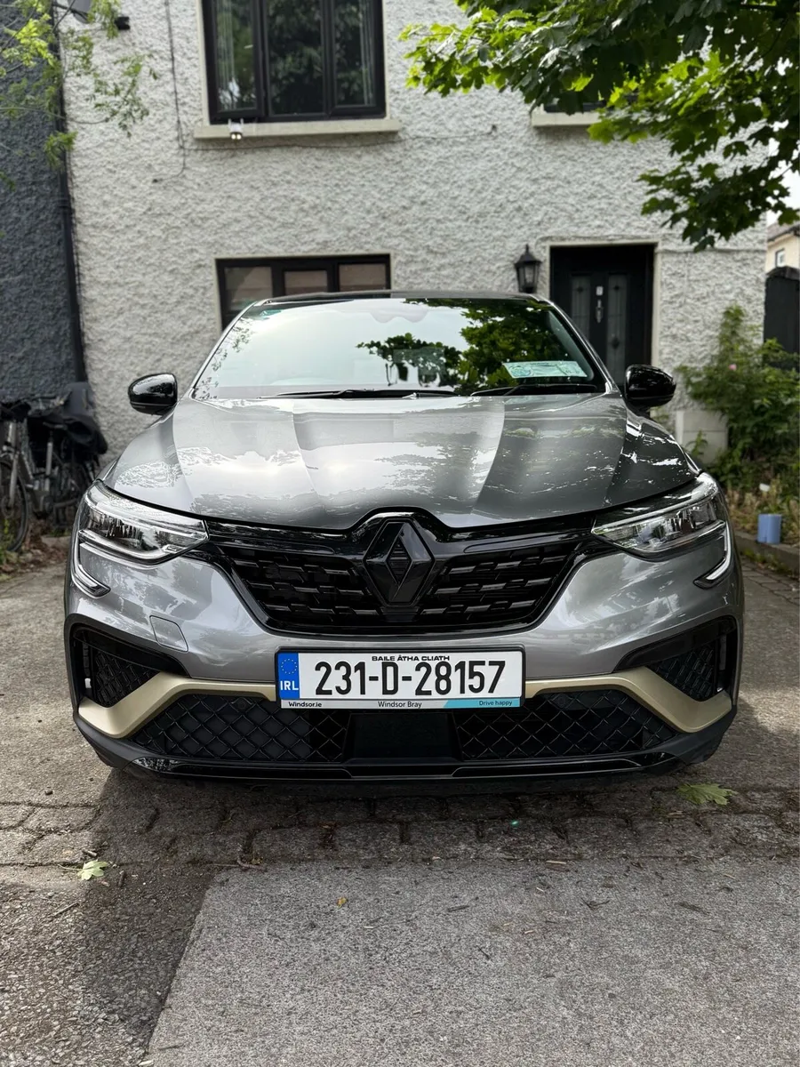 Renault Arkana E-Tech Hybrid 1.6 2023 - Image 1