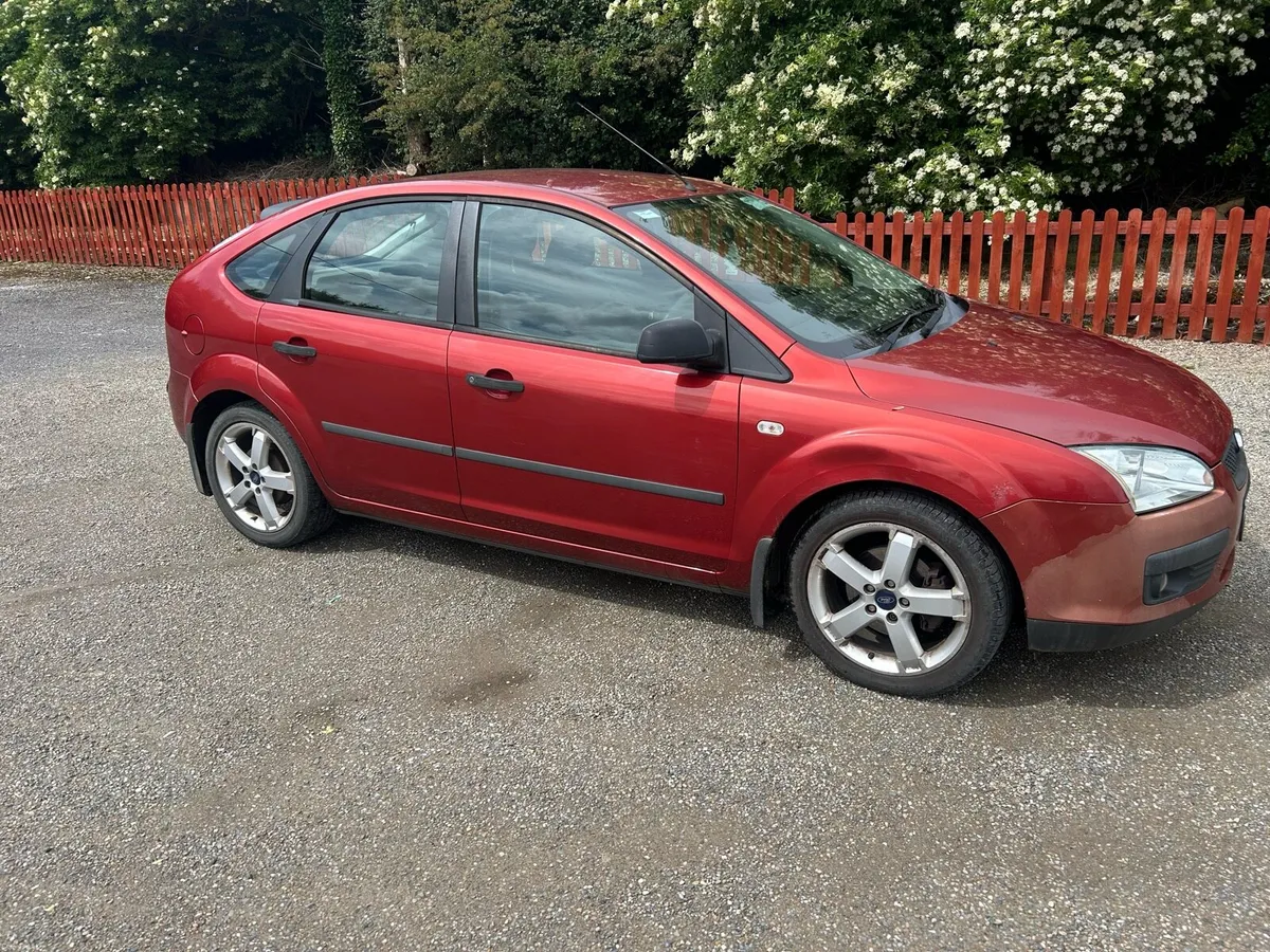 Ford Focus - Image 2