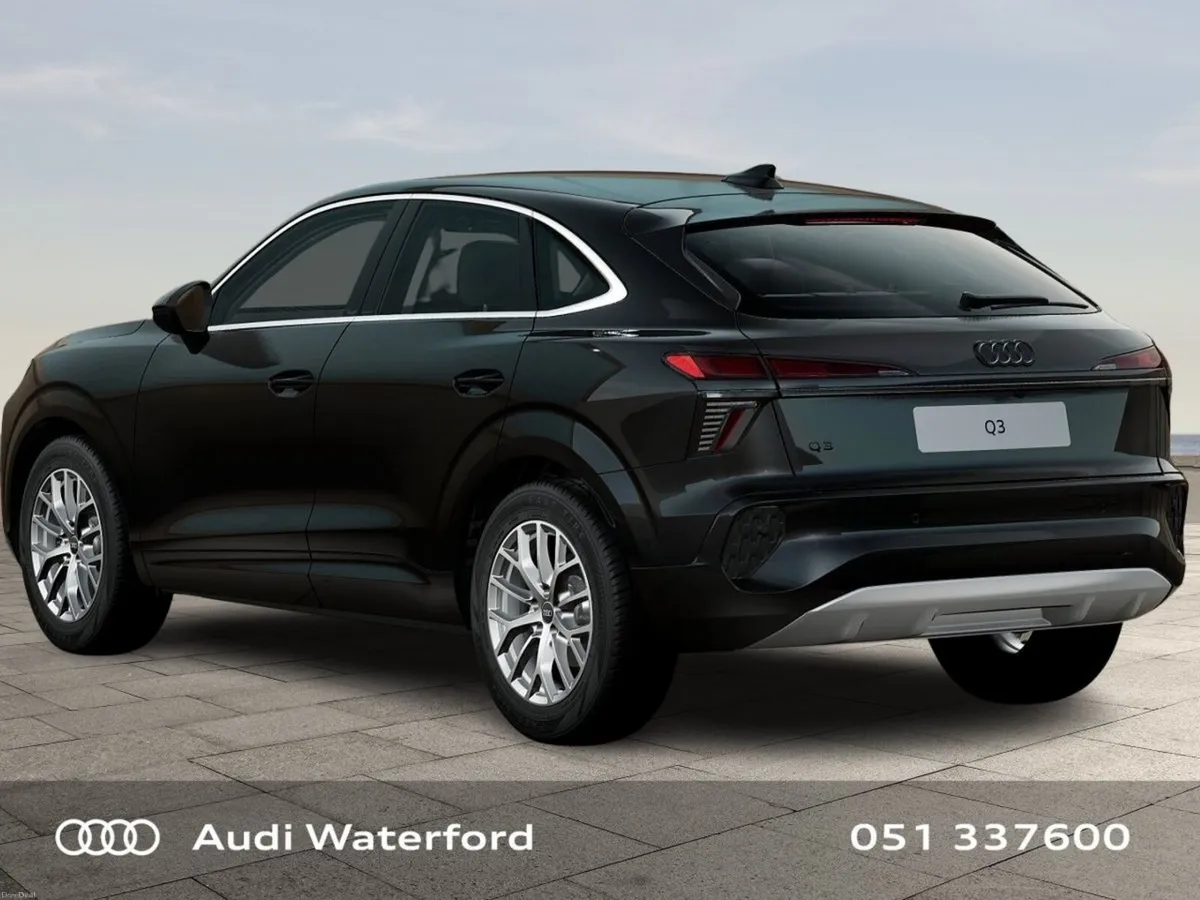 Audi Q3 Q3 SB TDI 150HP S-T SE - Image 2
