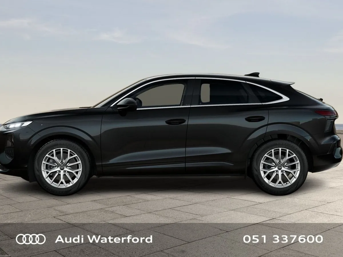 Audi Q3 Q3 SB TDI 150HP S-T SE - Image 3