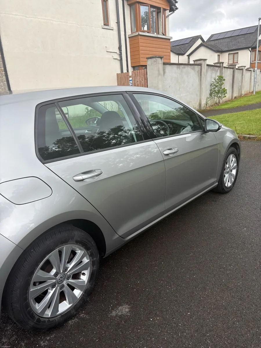 Volkswagen Golf 2015 1.2 Petrol AUTOMATIC - Image 6