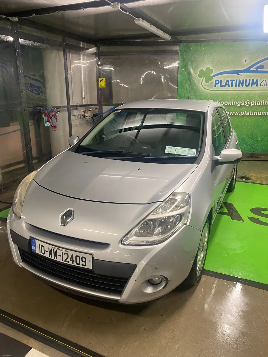Renault Clio 2010 - Image 1