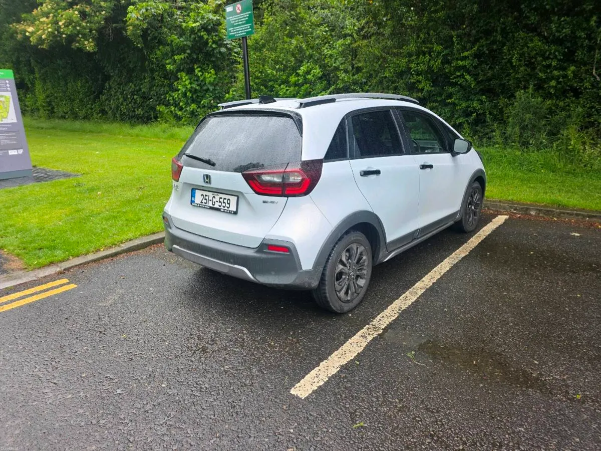 Honda Jazz E-Hev crosstar advantage - Image 2