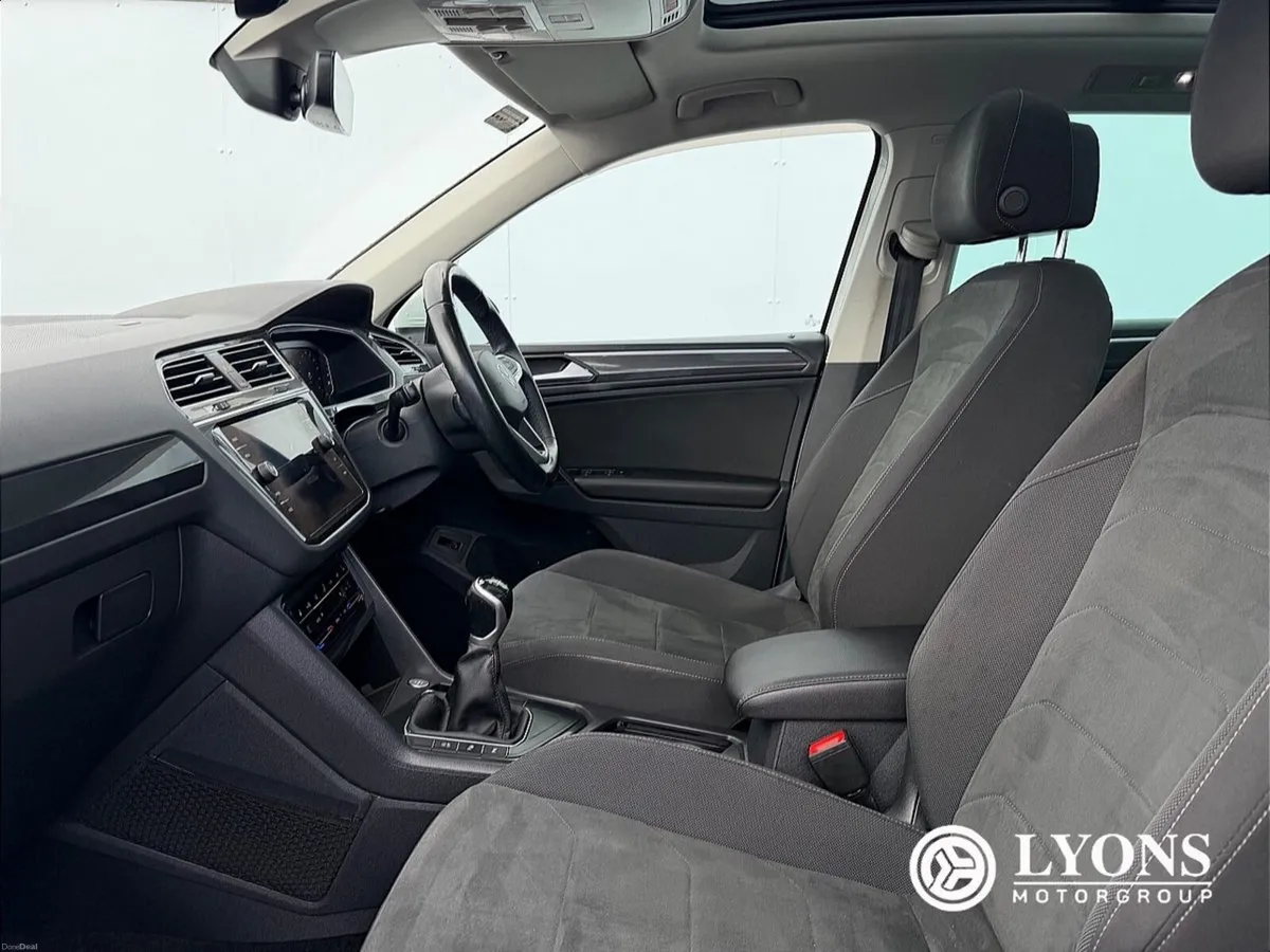 Volkswagen Tiguan 2.0 TDI 150HP Elegance - Image 3