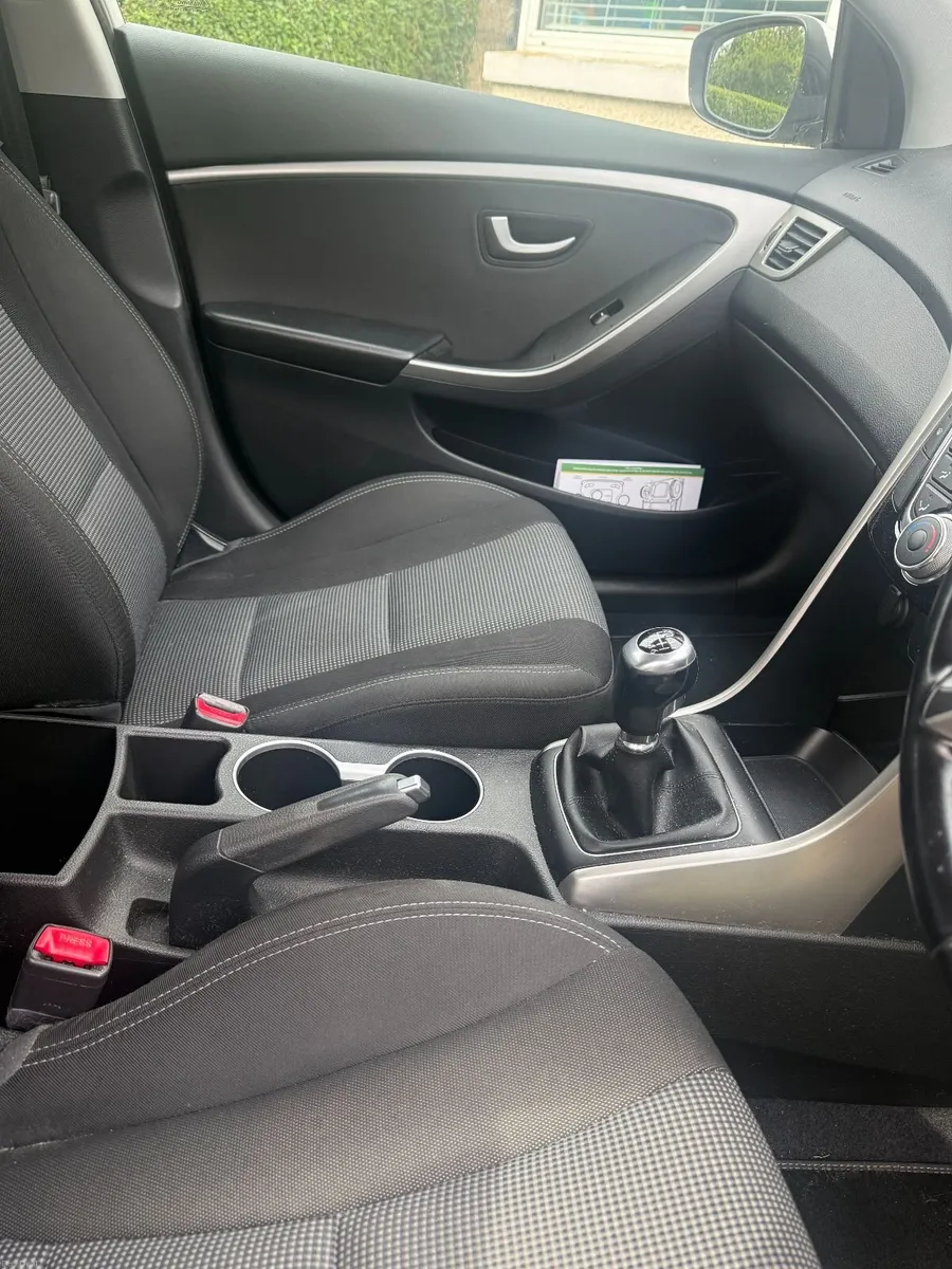 Hyundai i30 2015 - Image 4