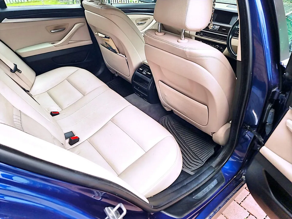 BMW 5-Series 2015 - Image 1
