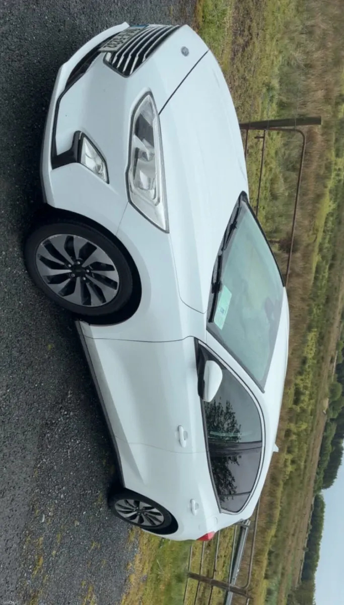2019 ford focus 10 petrol - Image 3