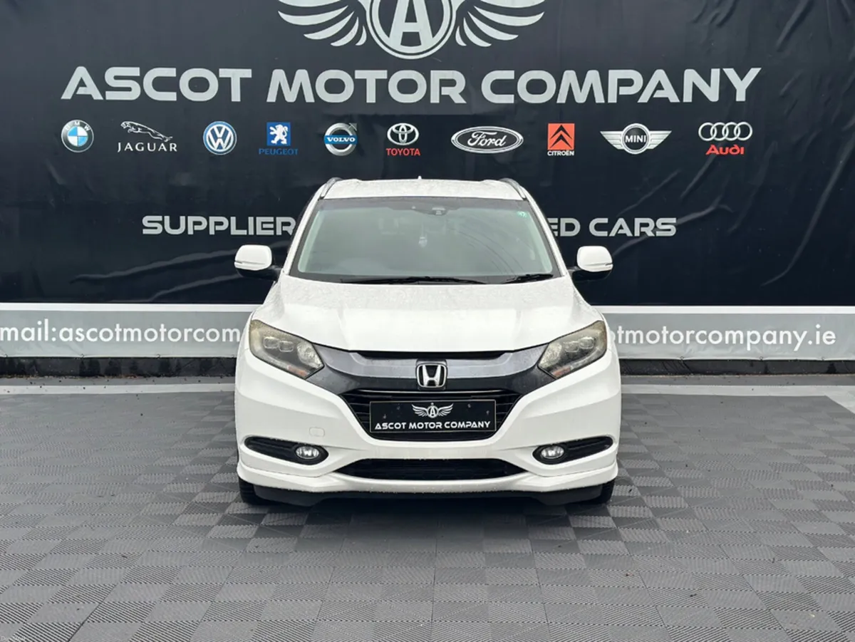 Honda Vezel 1.5 L Petrol Hybrid - Image 2