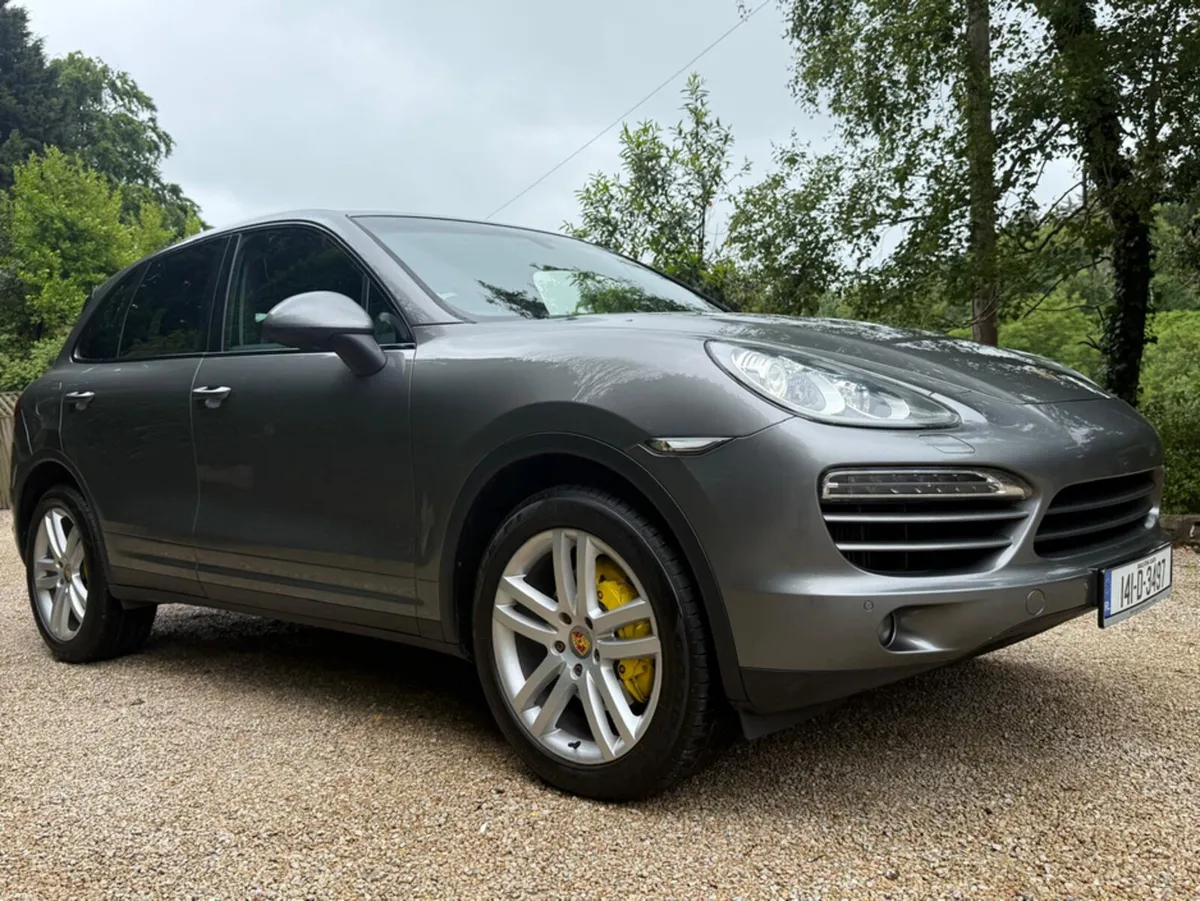 Porsche Cayenne 3.0 DIESEL 5 SEAT N1 - Image 2