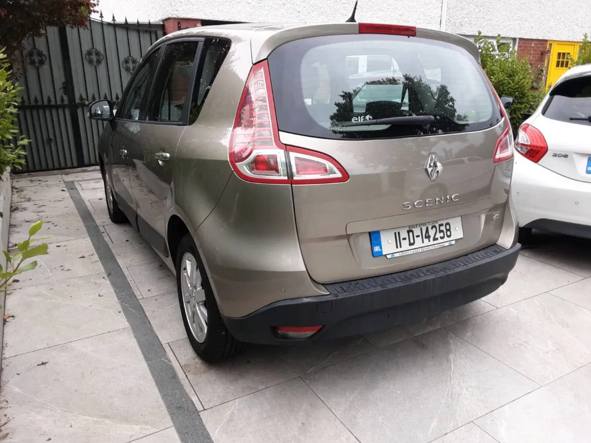 Renault scenic just ncted low mileage - Image 2