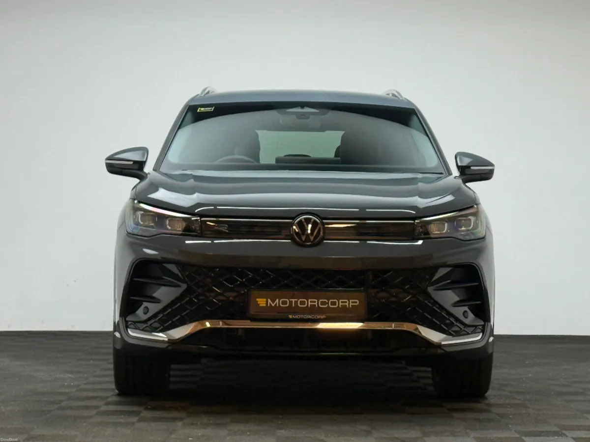 Volkswagen Tiguan R-LINE 1.5 TSI DSG PHEV - Image 2