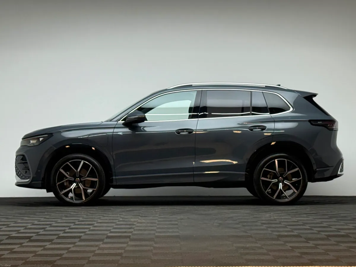 Volkswagen Tiguan R-LINE 1.5 TSI DSG PHEV - Image 4