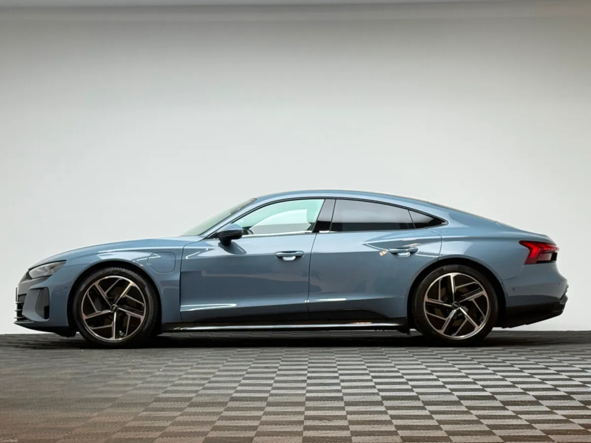 Audi e-tron GT GT VORSPRUNG 522HP - Image 4