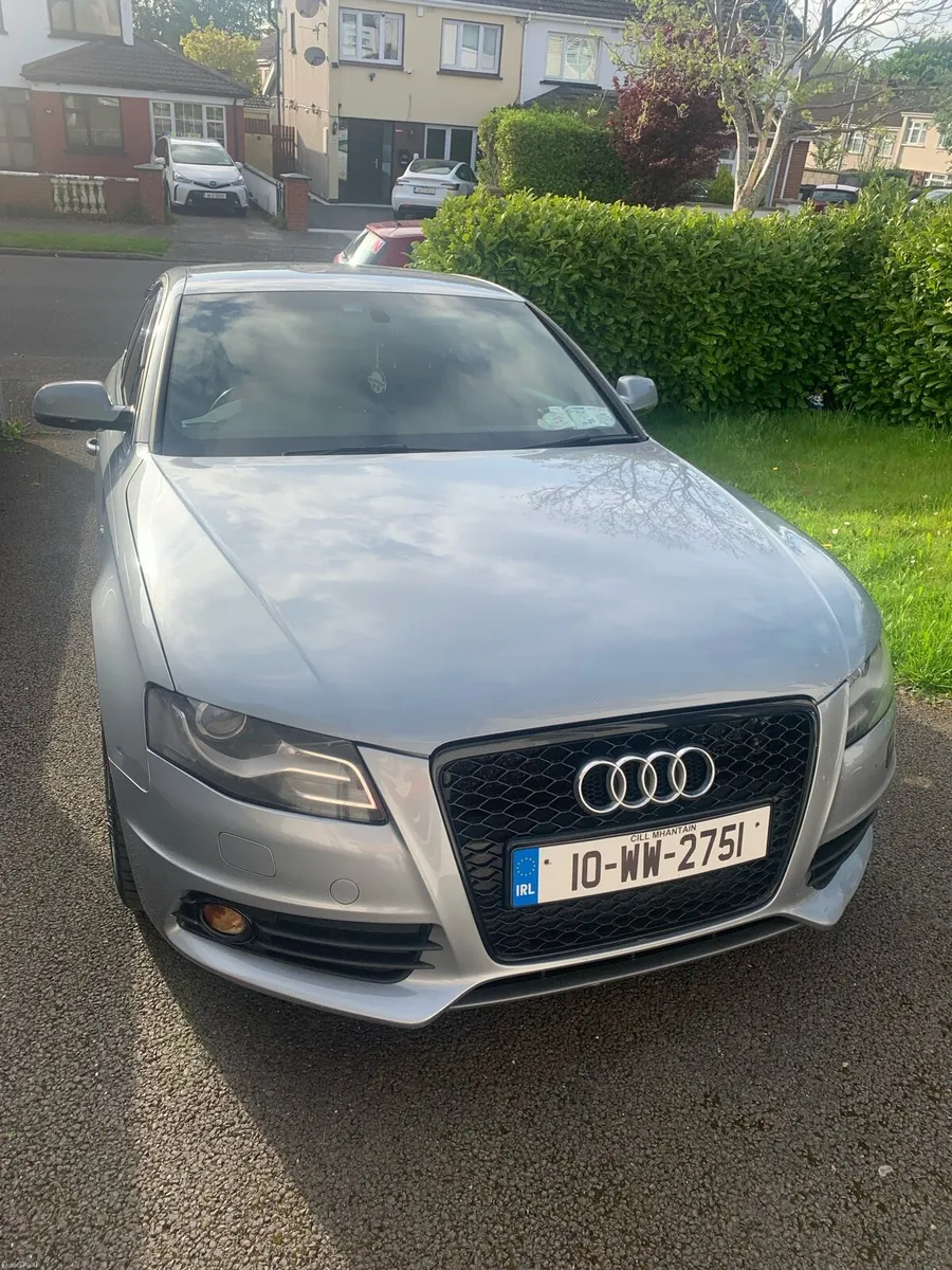 Audi A4 S-Line 2010 - Image 1
