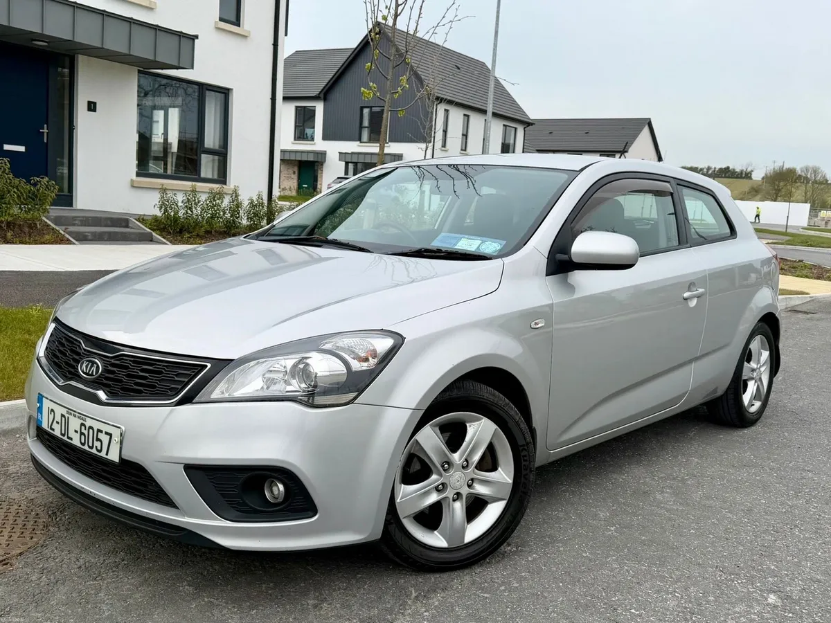 2012 Kia Ceed - Image 1