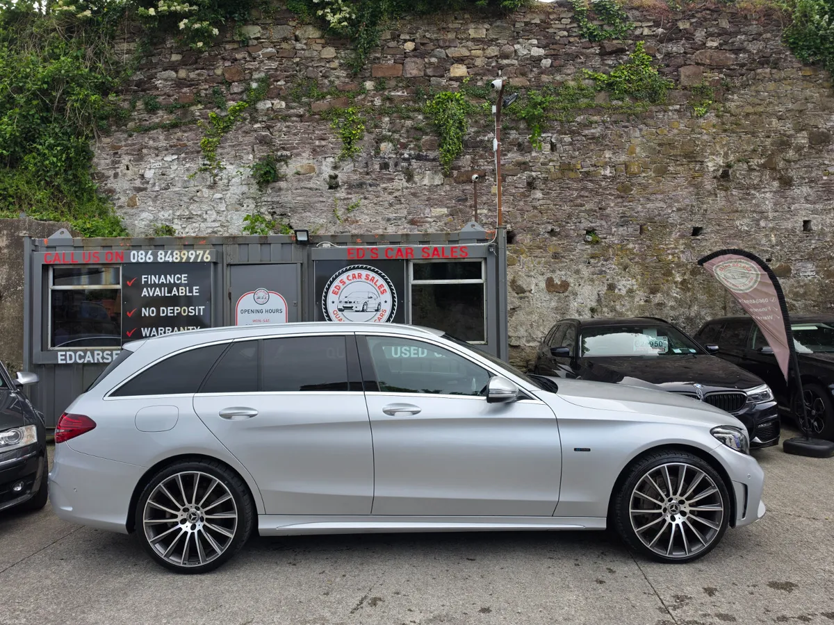 Mercedes-Benz C300 de Amg Line Estate Auto 2019 - Image 3