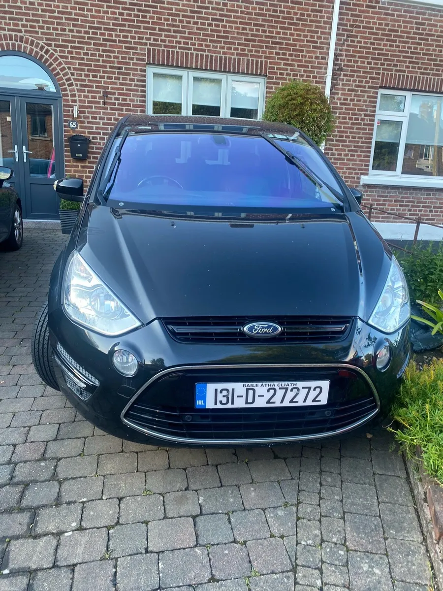 Ford S-Max - Image 1
