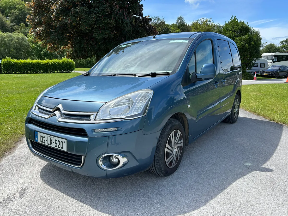 13 Citroen Berlingo… Full Wheelchair driver - Image 2