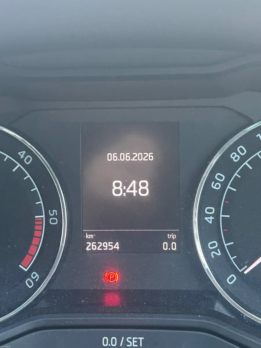 Skoda Superb 2016 - Image 3