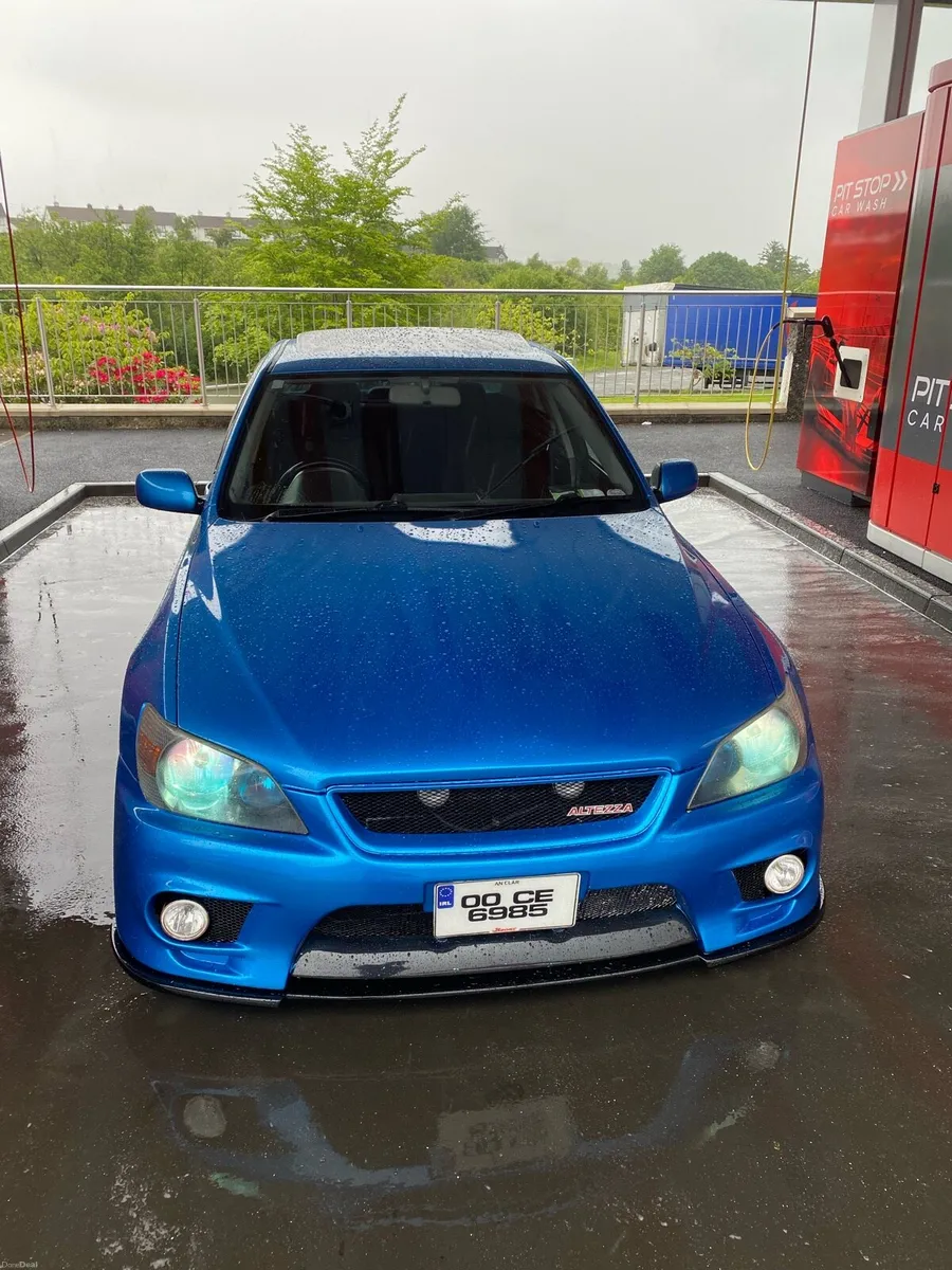 Toyota altezza sunroof - Image 3