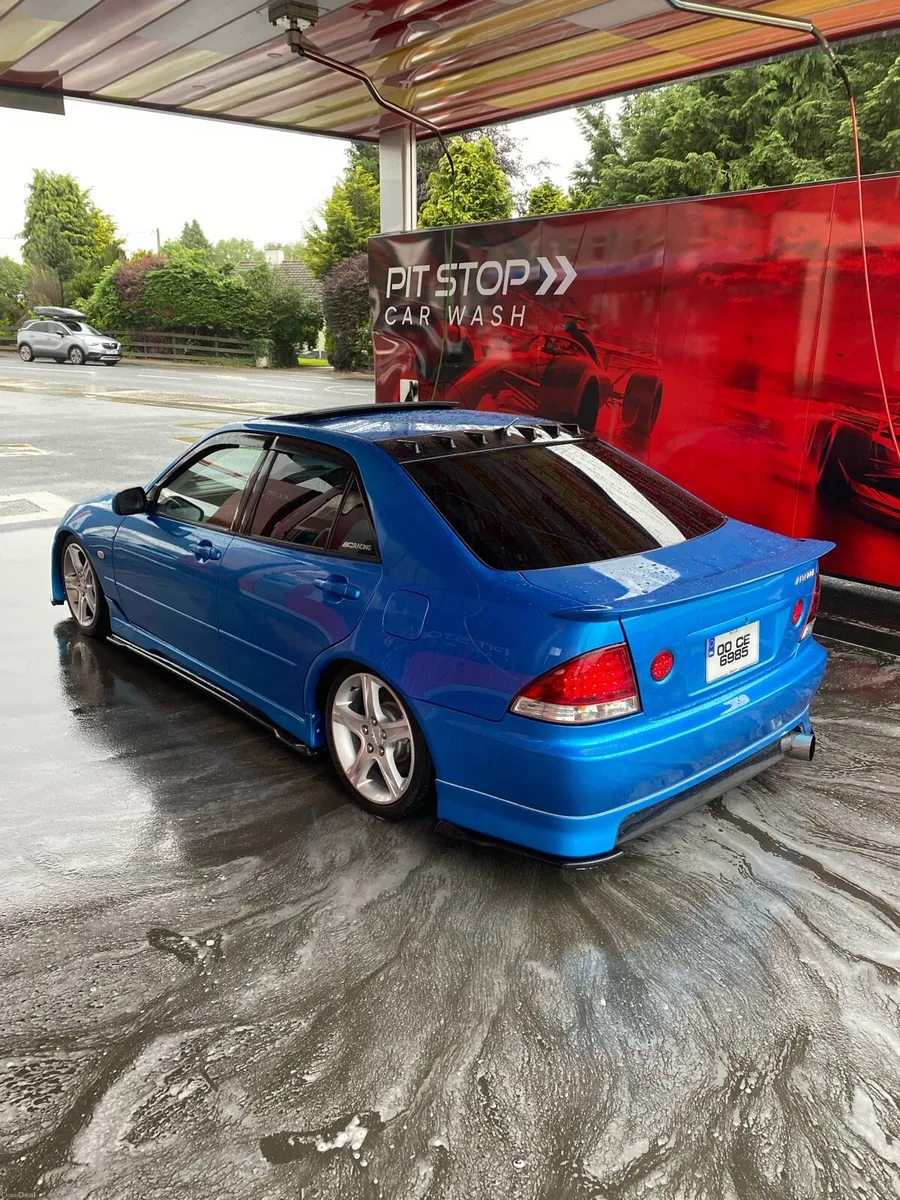 Toyota altezza sunroof - Image 4