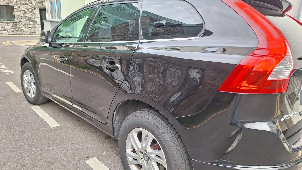 Volvo XC60 - Clean Jeep - Image 3
