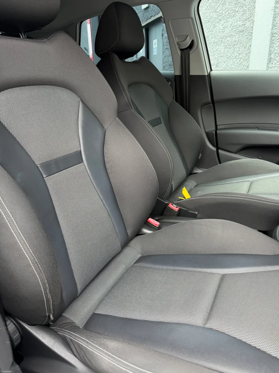 Audi A1 1.0 TFSI  SPORT AUTO - Image 6