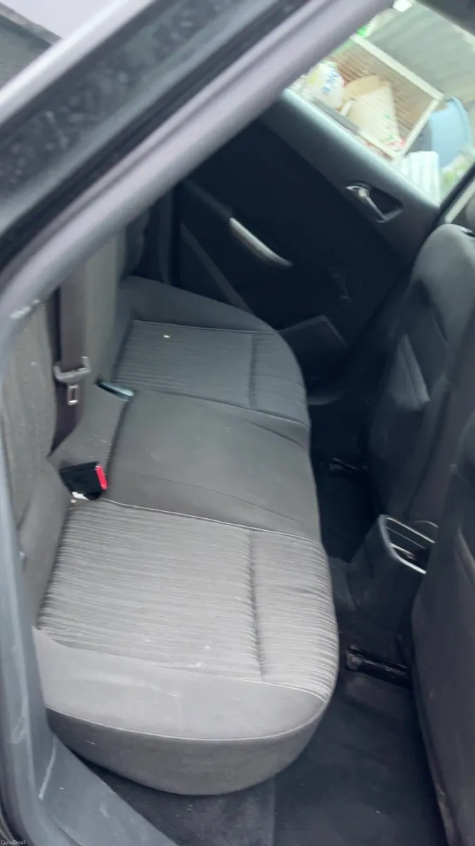Opel Astra 2012 - Image 3