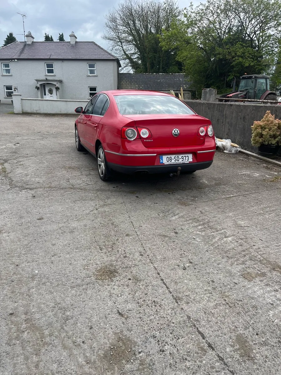 Volkswagen Passat - Image 3